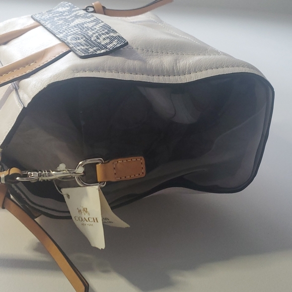 COACH BLEECKER MINI RILEY CARRYALL Purse - Picture 4 of 14